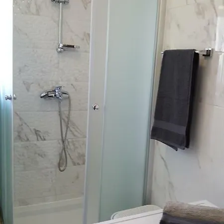 Apartman Paula טרוגיר