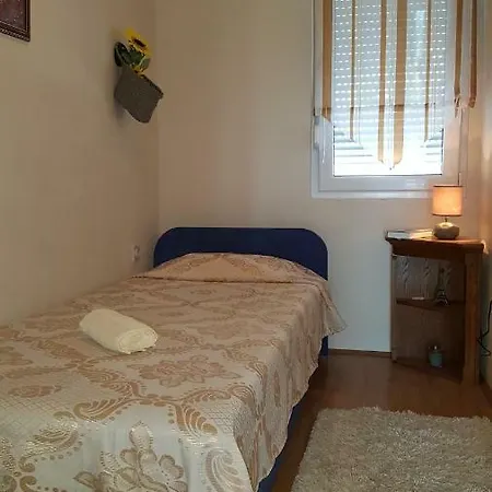 דירה Apartman Paula טרוגיר