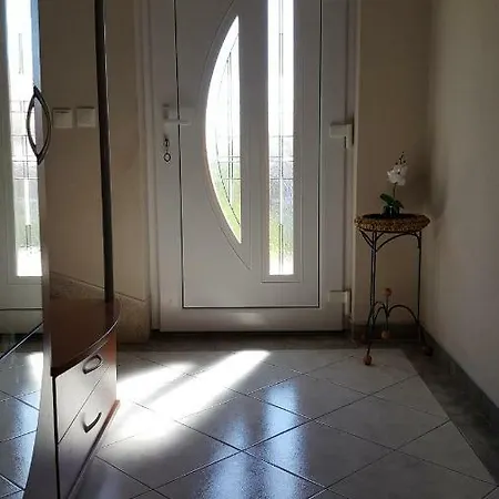 Apartman Paula טרוגיר