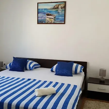 דירה Apartman Paula טרוגיר