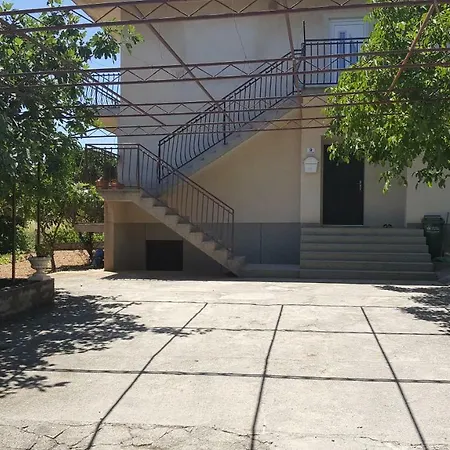 דירה Apartman Paula *