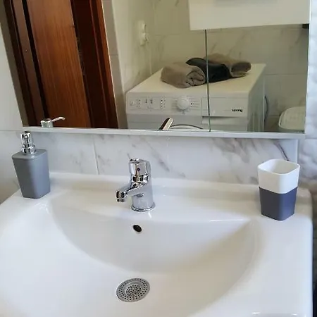 Apartman Paula טרוגיר